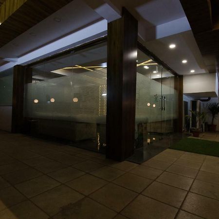 Hotel Star Zest House Nagpur Exteriör bild