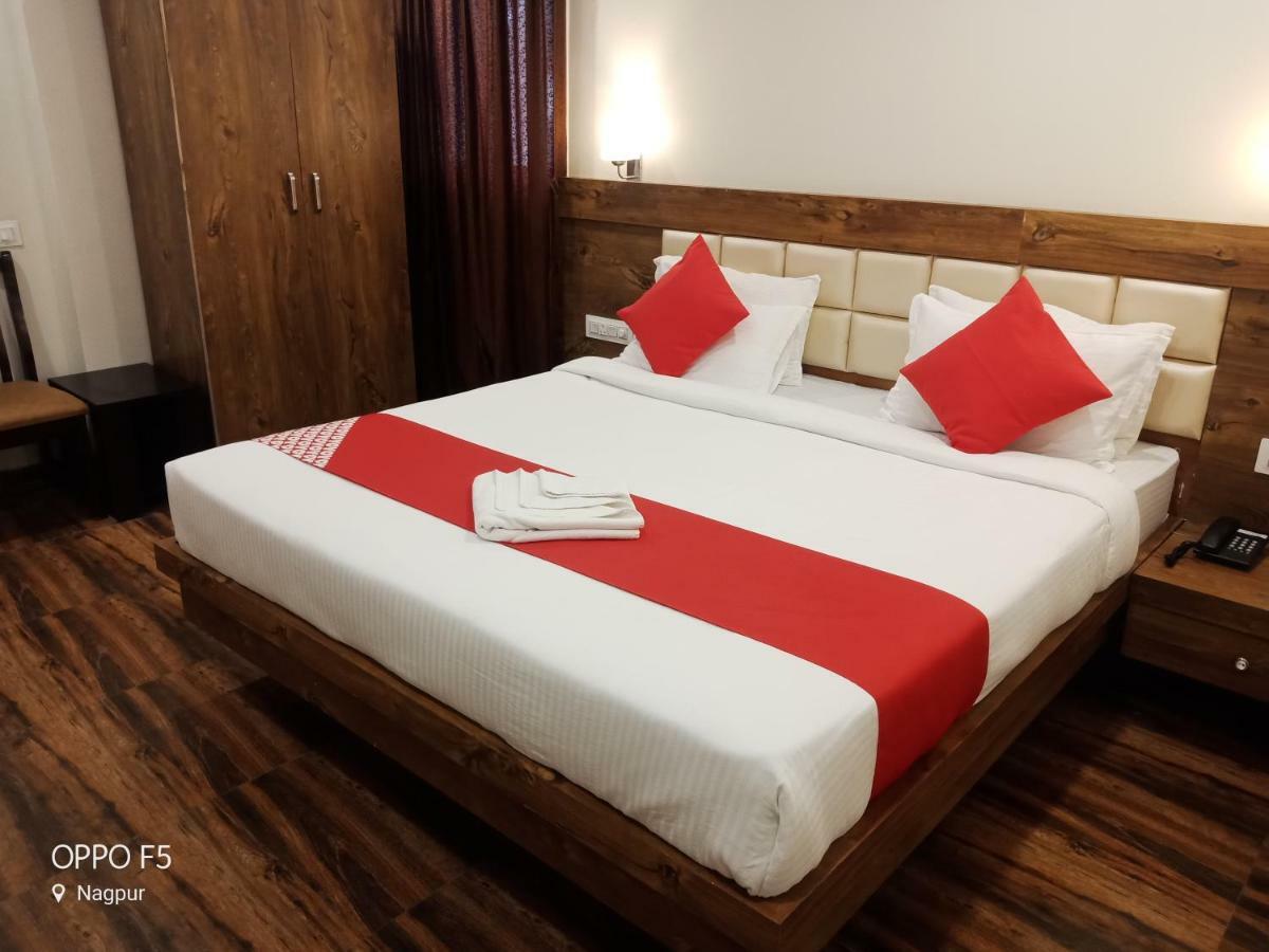 Hotel Star Zest House Nagpur Exteriör bild