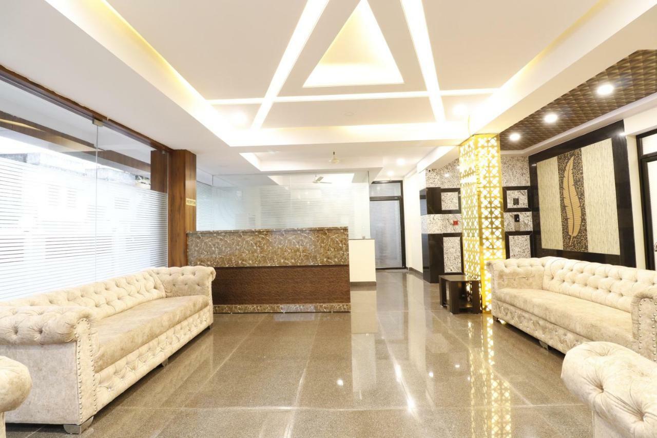 Hotel Star Zest House Nagpur Exteriör bild