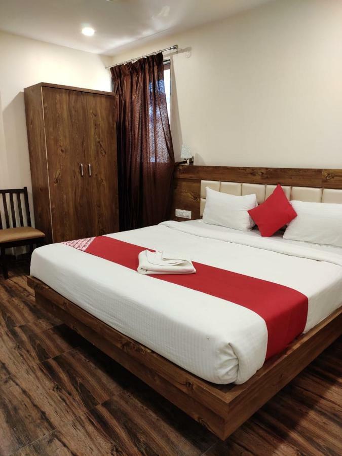 Hotel Star Zest House Nagpur Exteriör bild