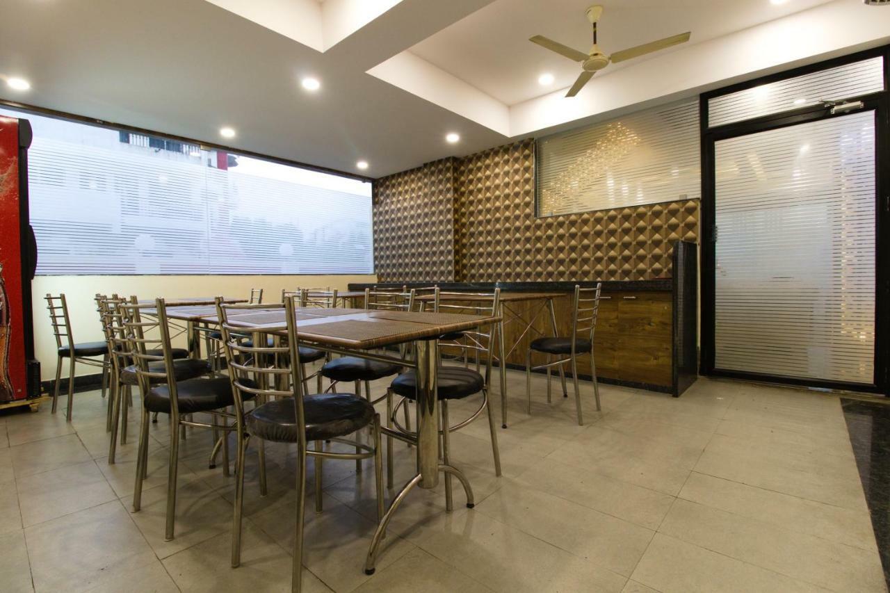 Hotel Star Zest House Nagpur Exteriör bild