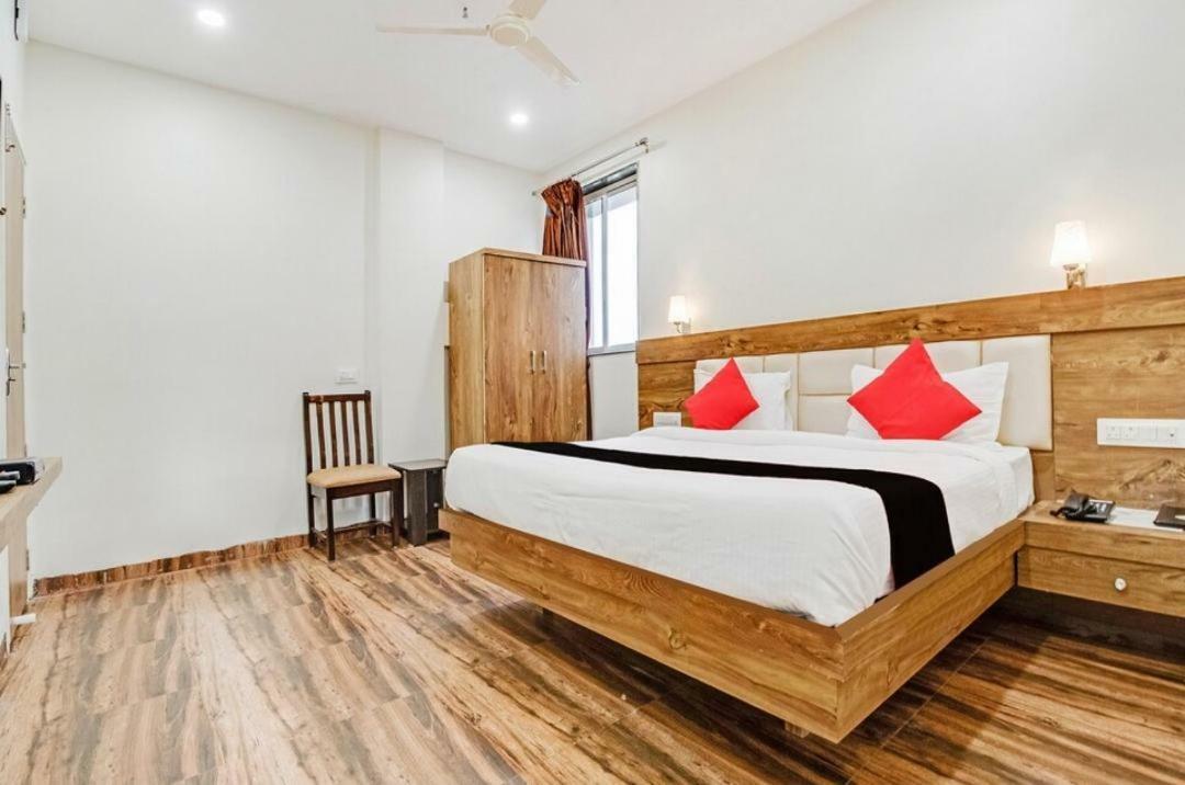 Hotel Star Zest House Nagpur Exteriör bild