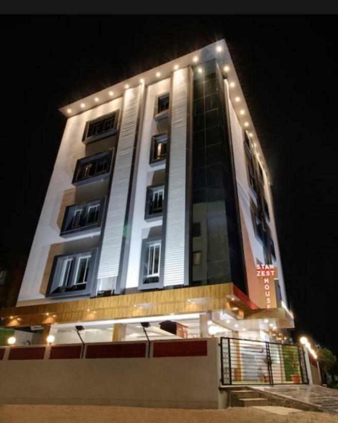 Hotel Star Zest House Nagpur Exteriör bild